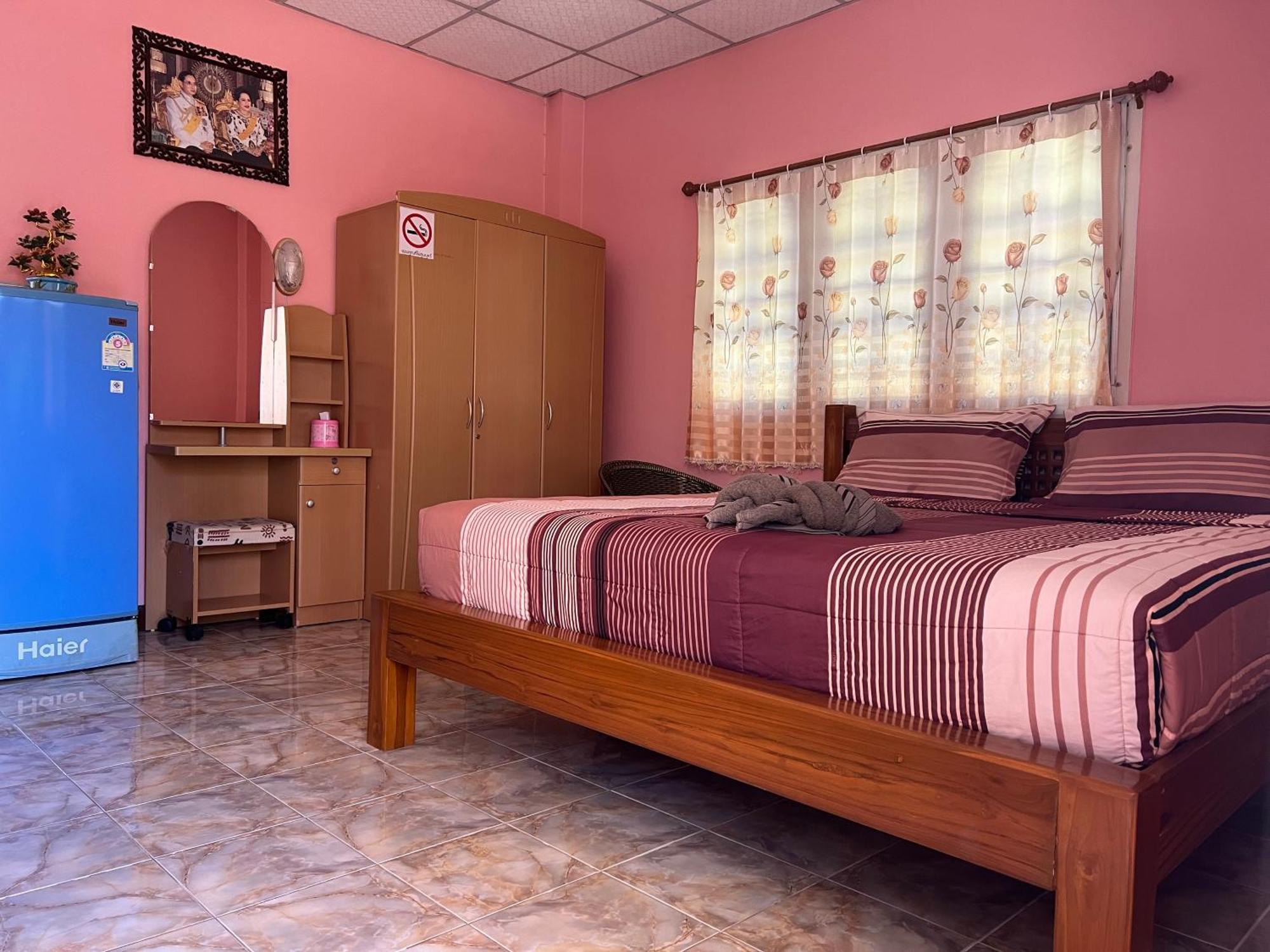 Tassana House Hotel Khaukho Kültér fotó