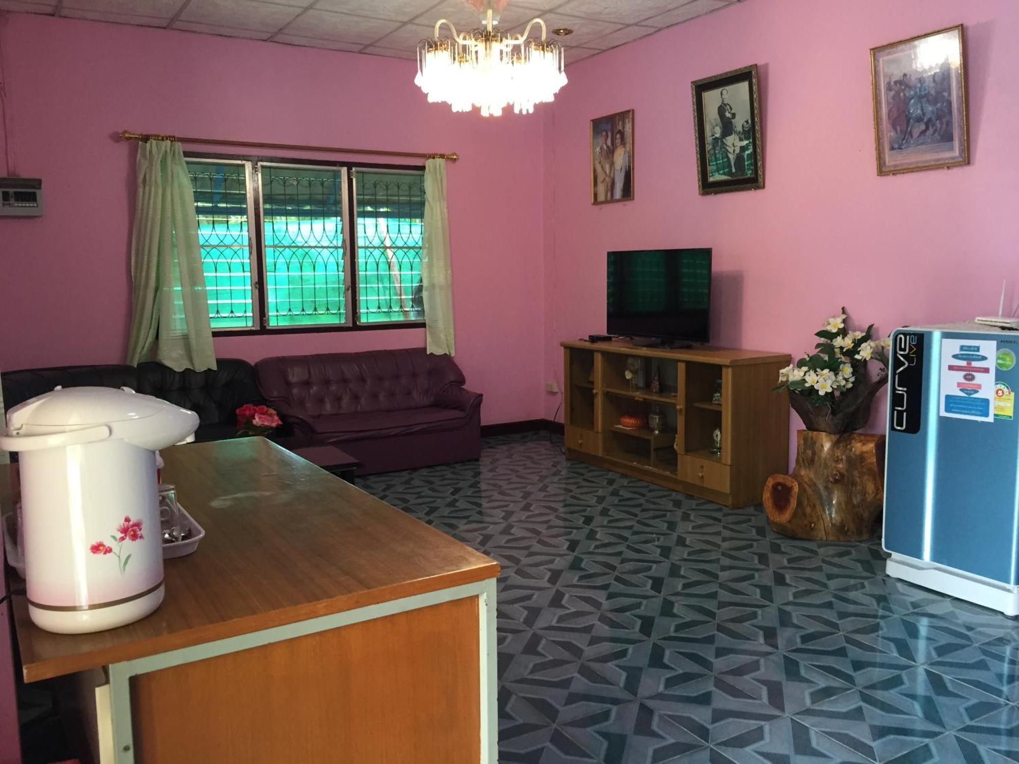 Tassana House Hotel Khaukho Kültér fotó